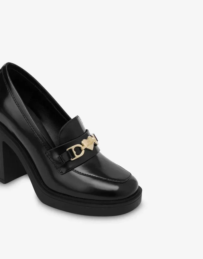Calfskin pumps