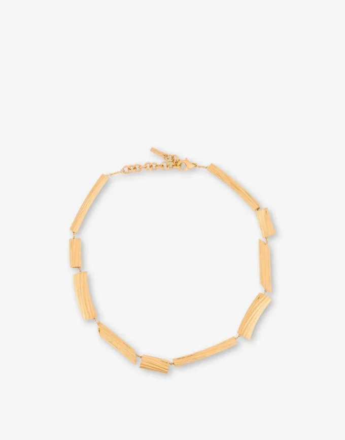 Choker necklace