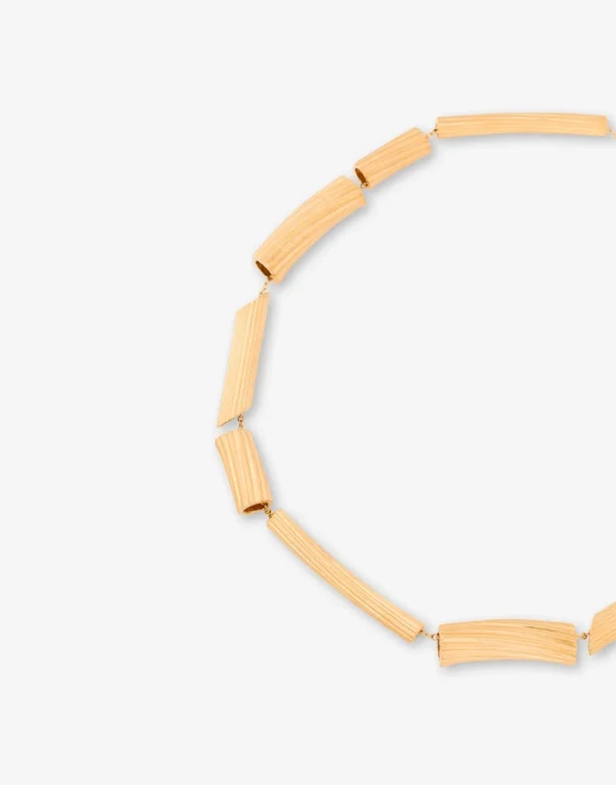 Choker necklace