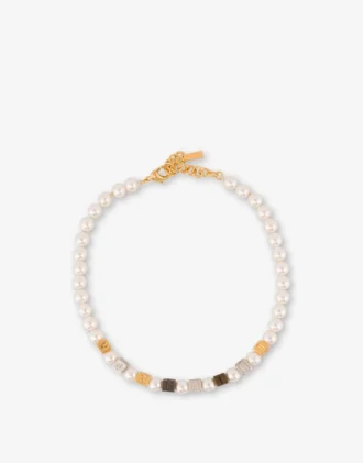 Choker necklace with pearls