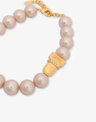 Choker necklace with pearls