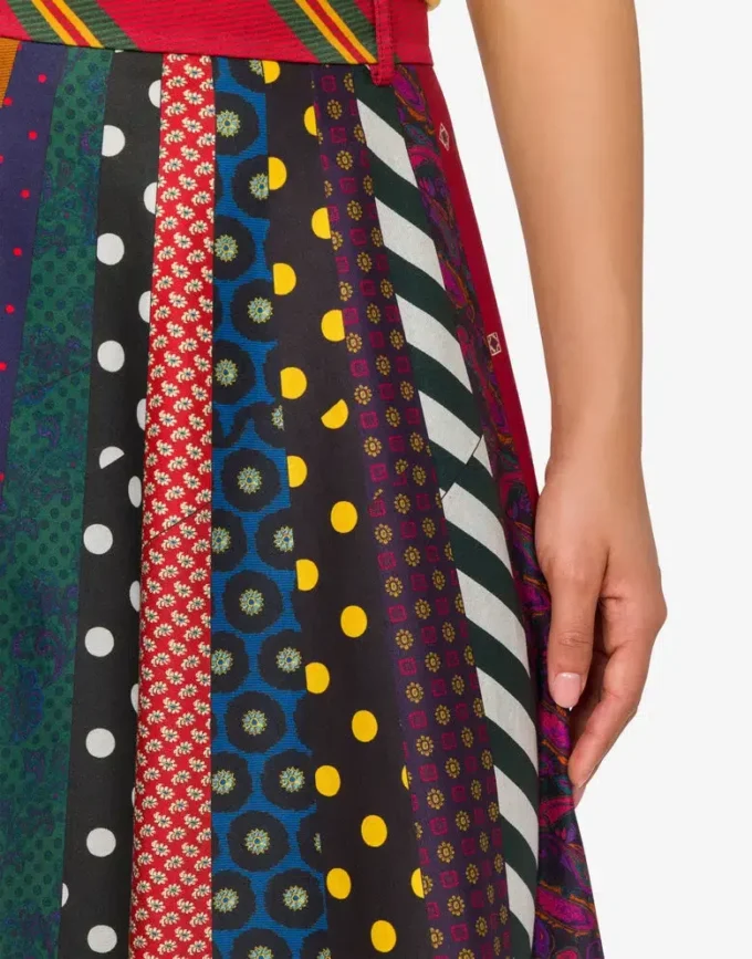 Cotton gabardine skirt Archive Cotton gabardine skirt Archive