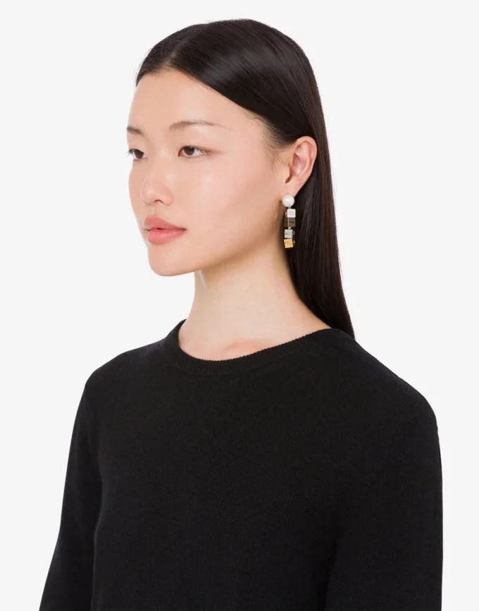 Metal drop earrings