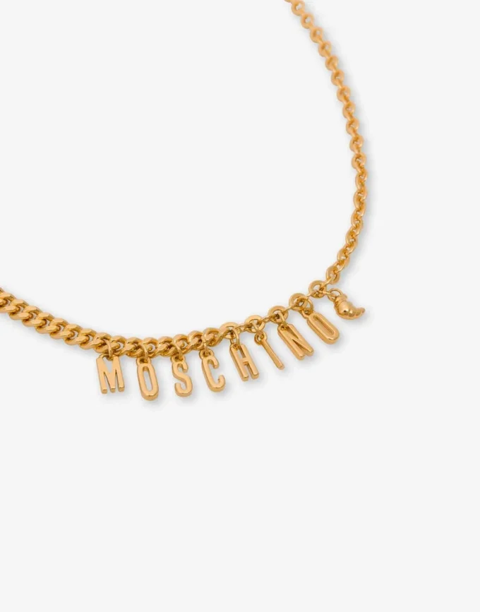 Metal necklace