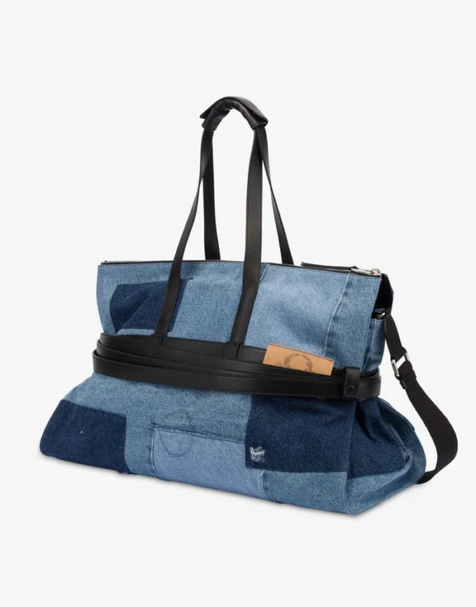 Moschino Tie Me Travel Bag Moschino Tie Me Travel Bag