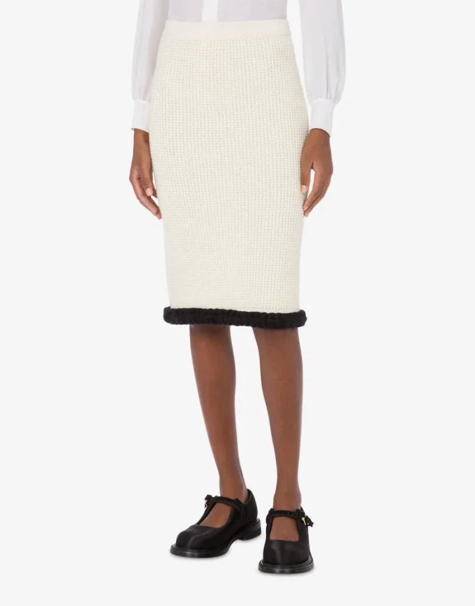 Skirt in superfine lambswool