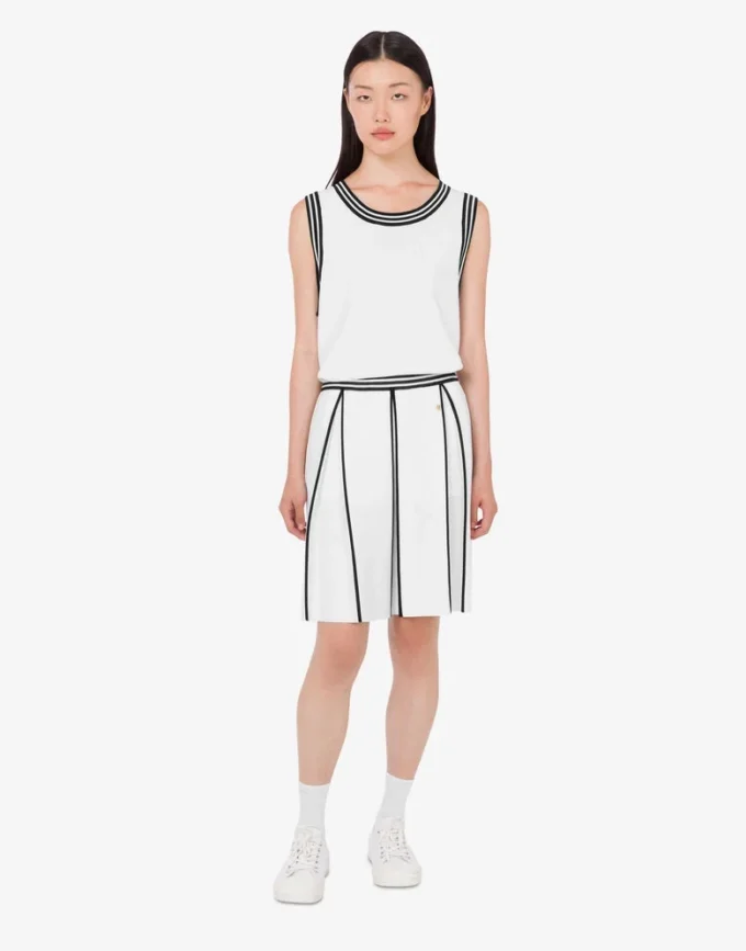 Stretch knit skirt