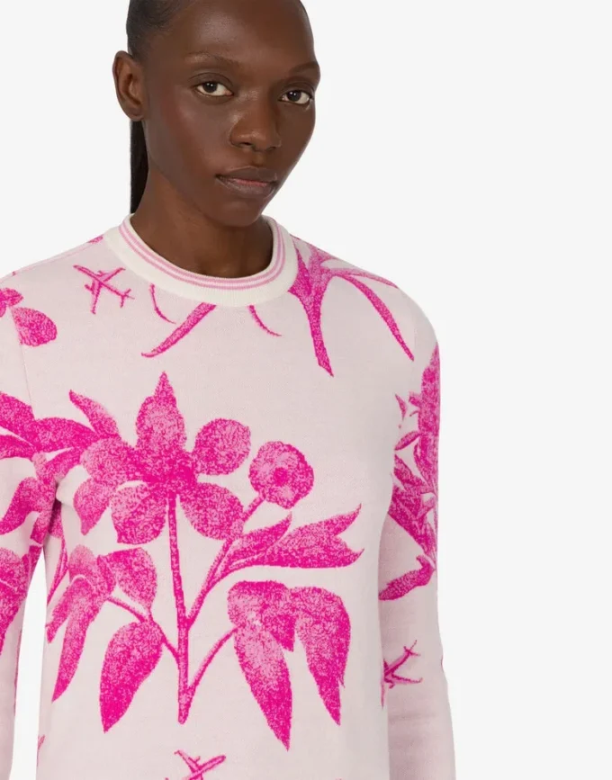 Stretch wool pullover