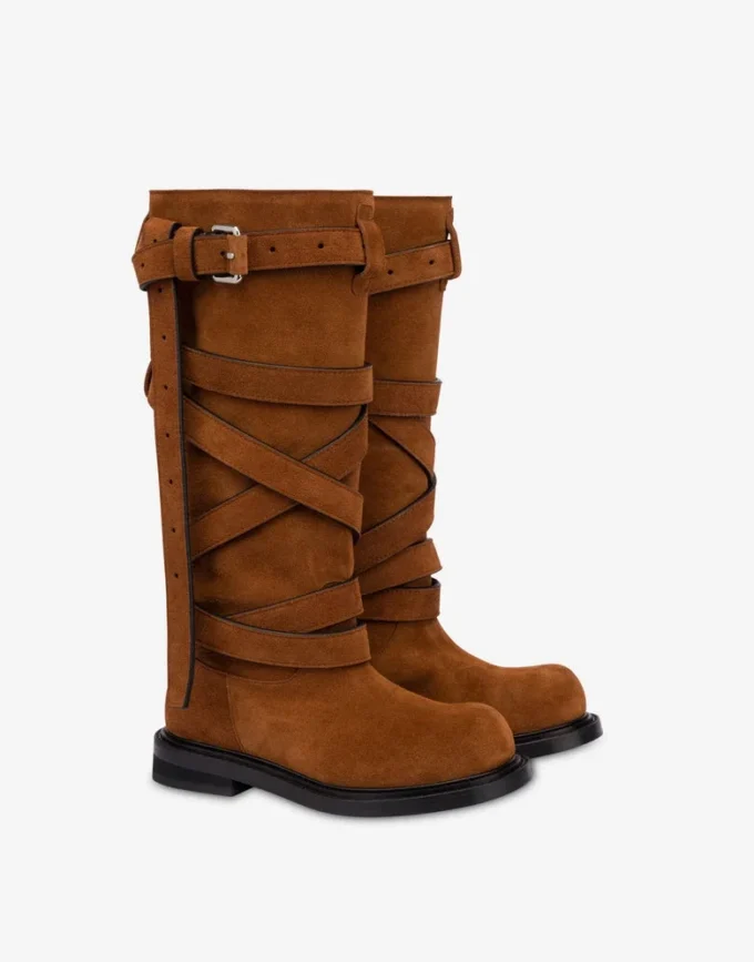 Suede boots
